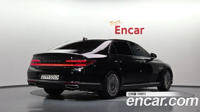 Genesis G90 2019 thumb 2