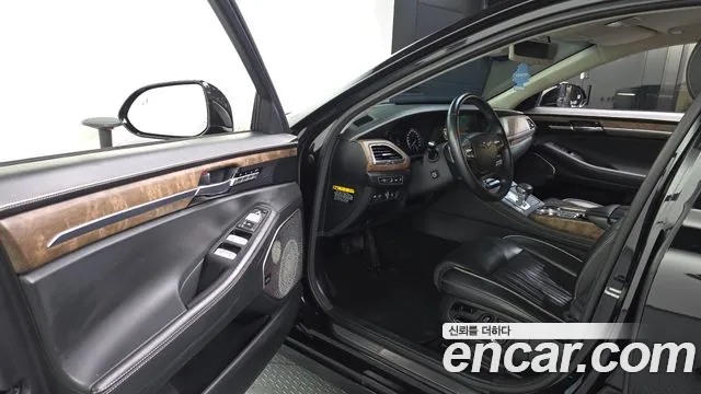 Genesis G90 2019 thumb 10