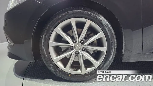 Hyundai Grandeur 2016 thumb 5