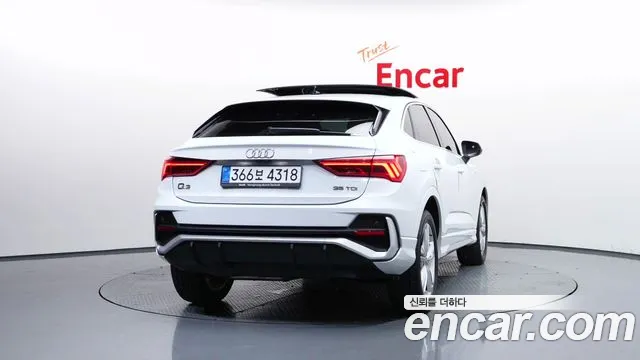 Audi Q3 2022 thumb 4