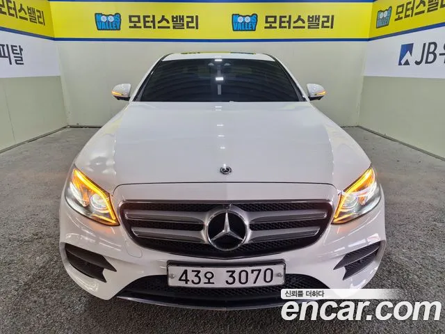 Mercedes-Benz E-Класс 2018 thumb 2