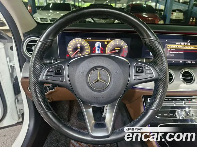 Mercedes-Benz E-Класс 2018 thumb 8