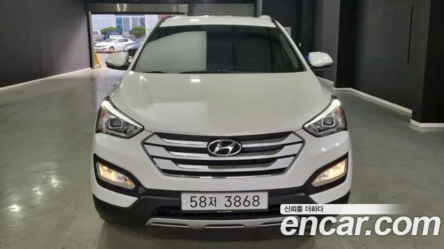 Hyundai Santa Fe 2014 thumb 3