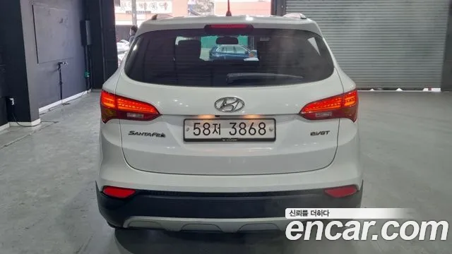 Hyundai Santa Fe 2014 thumb 4