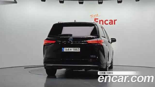 Toyota Sienna 2022 thumb 4