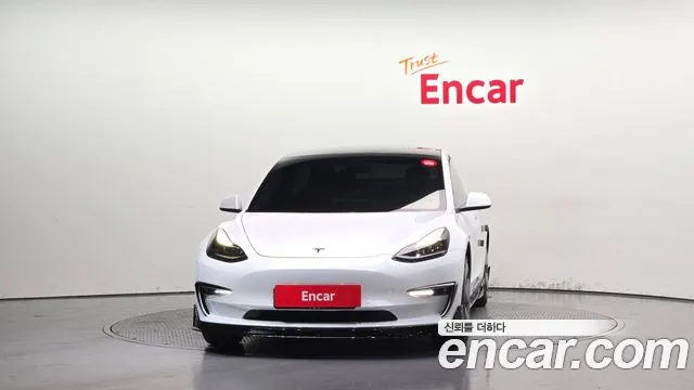 Tesla Model 3 2021 thumb 3