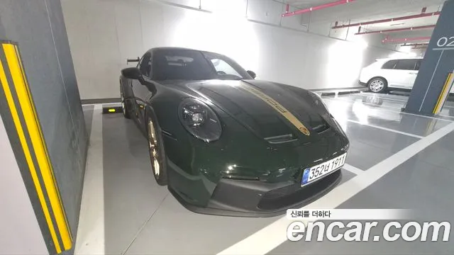Porsche 911 2022 thumb 11
