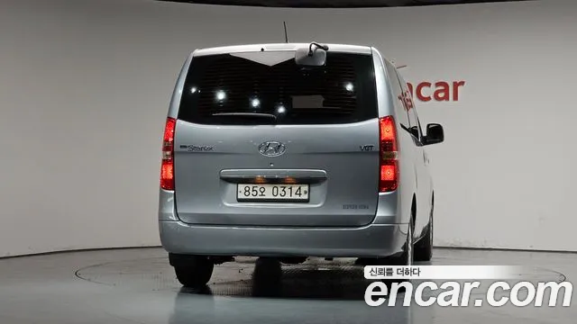 Hyundai Starex 2017 thumb 3