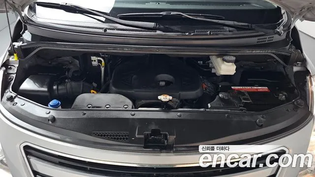 Hyundai Starex 2017 thumb 5