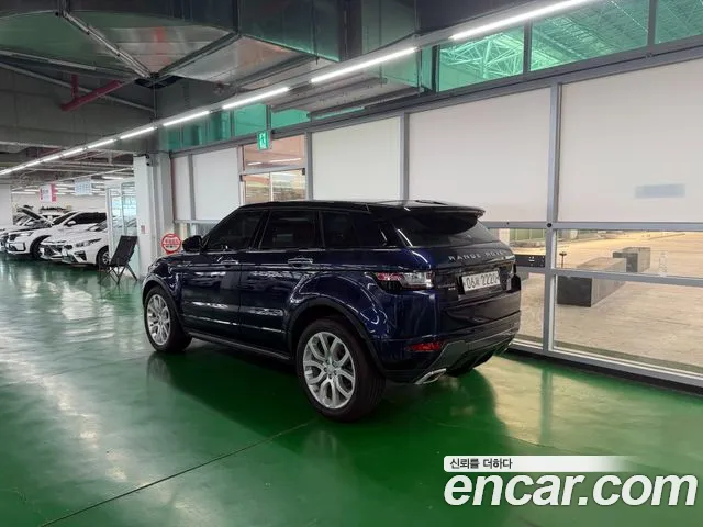 Land Rover Range Rover Evoque 2018 thumb 3