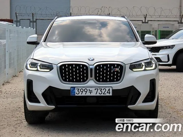 BMW X4 2022 thumb 3