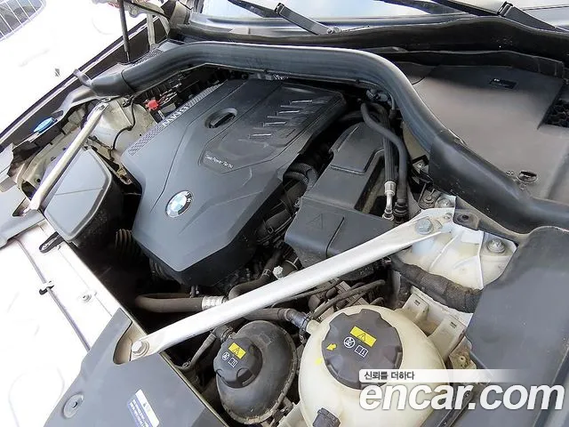 BMW X4 2022 thumb 6