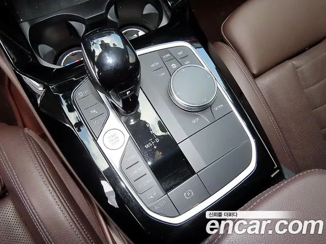 BMW X4 2022 thumb 9
