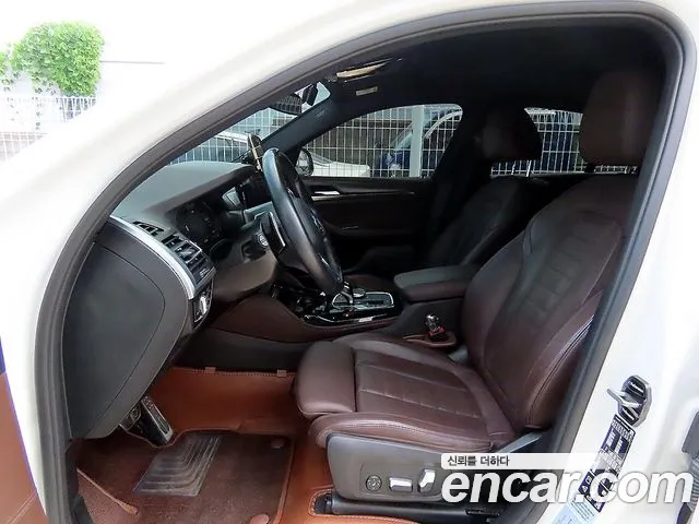 BMW X4 2022 thumb 10