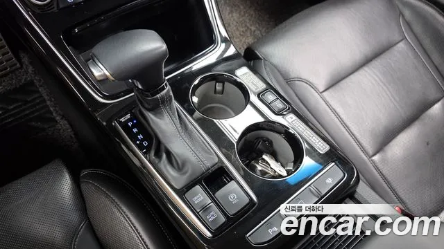Hyundai Grandeur 2018 thumb 9