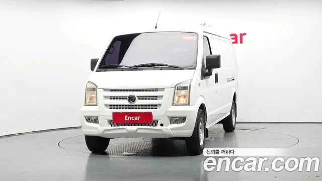 Dongfeng Xiaokang C35 2018 thumb 2