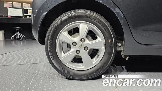 Chevrolet Spark 2021 thumb 5