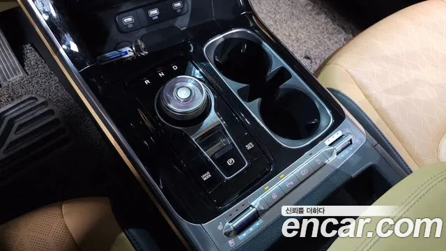 Kia Carnival 2020 thumb 9