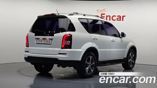 KG_Mobility_Ssangyong Rexton 2015 thumb 2