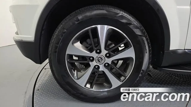 KG_Mobility_Ssangyong Rexton 2015 thumb 5