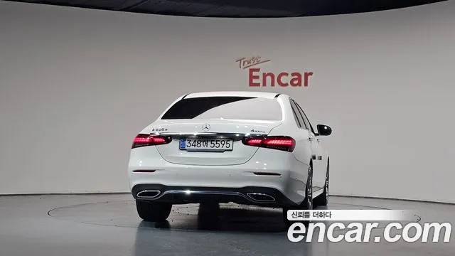 Mercedes-Benz E-Класс 2020 thumb 3
