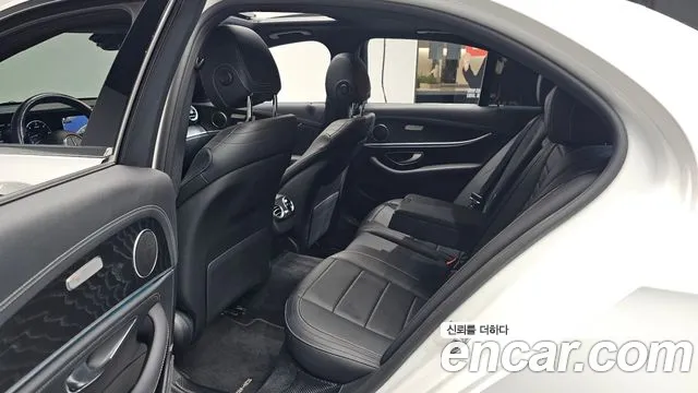 Mercedes-Benz E-Класс 2020 thumb 10