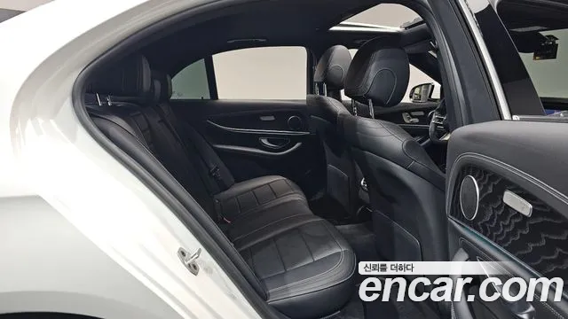 Mercedes-Benz E-Класс 2020 thumb 11