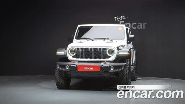 Jeep Wrangler 2025 thumb 3