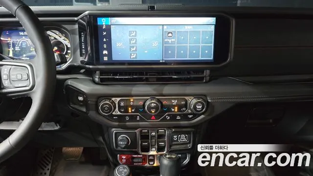 Jeep Wrangler 2025 thumb 11