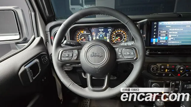 Jeep Wrangler 2025 thumb 12
