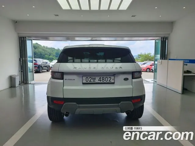 Land Rover Range Rover Evoque 2018 thumb 4