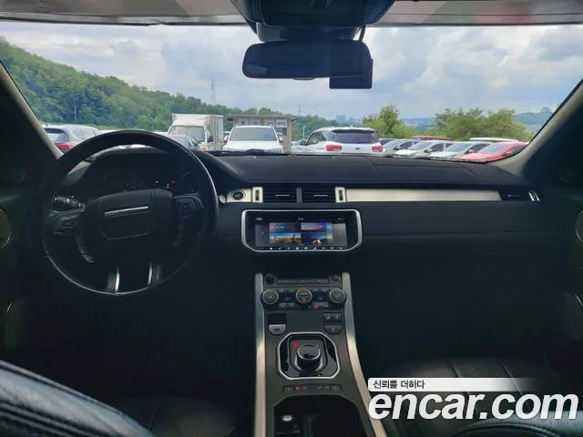 Land Rover Range Rover Evoque 2018 thumb 11