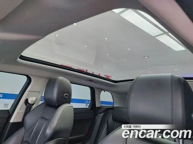 Land Rover Range Rover Evoque 2018 thumb 12