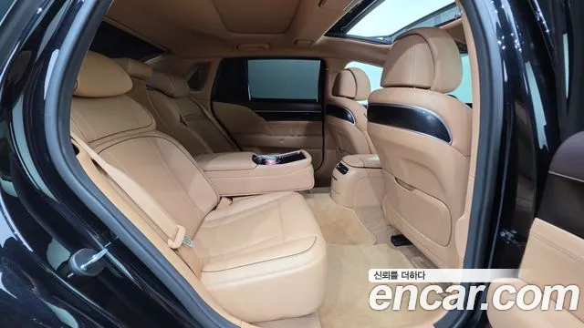 Genesis G90 2022 thumb 12