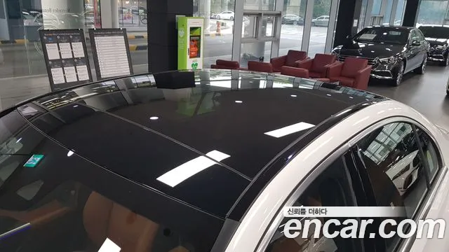 Mercedes-Benz C-Класс 2026 thumb 12