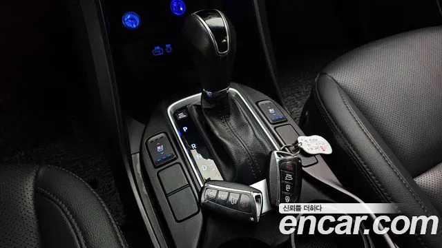 Hyundai Santa Fe 2015 thumb 9