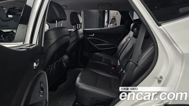 Hyundai Santa Fe 2015 thumb 12
