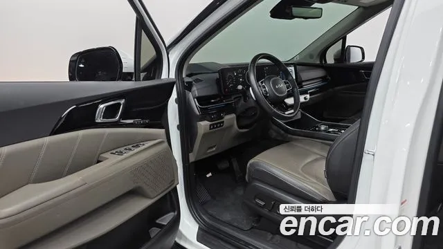 Kia Carnival 2024 thumb 9