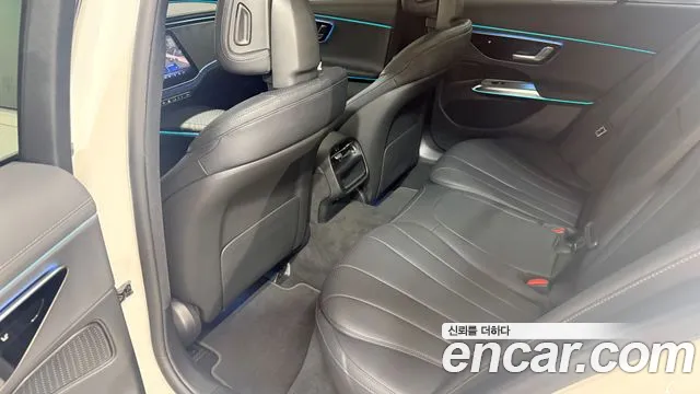Mercedes-Benz E-Класс 2025 thumb 10