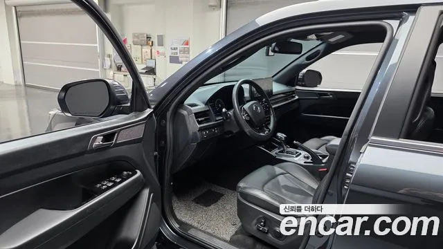 KG_Mobility_Ssangyong Rexton 2023 thumb 10