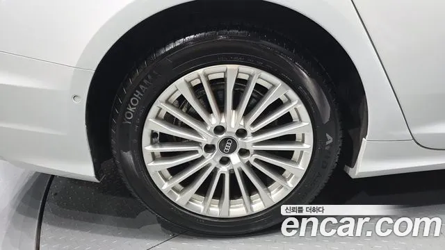 Audi A6 2021 thumb 5
