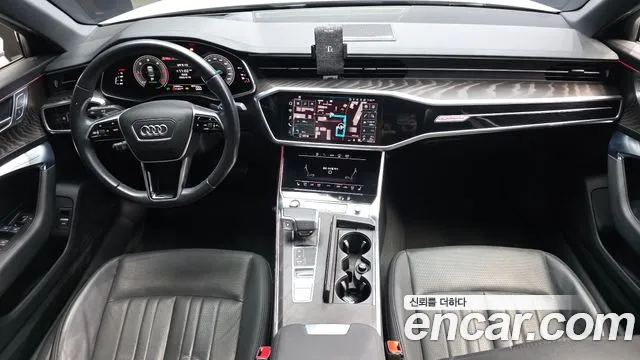 Audi A6 2021 thumb 7