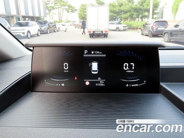 Hyundai Staria 2022 thumb 9