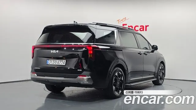 Kia Carnival 2025 thumb 2