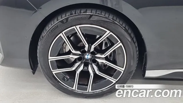 BMW 7 серии 2025 thumb 5