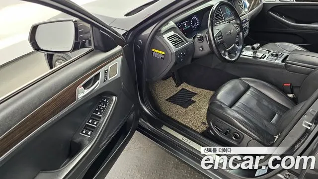 Genesis G80 2017 thumb 10