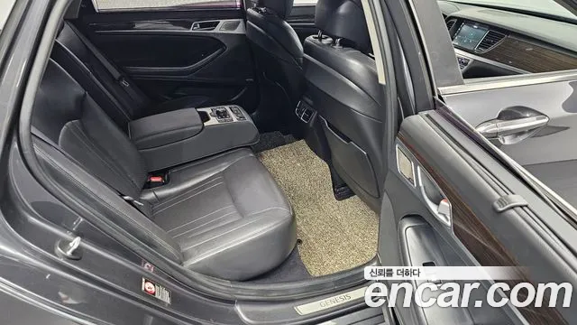 Genesis G80 2017 thumb 12