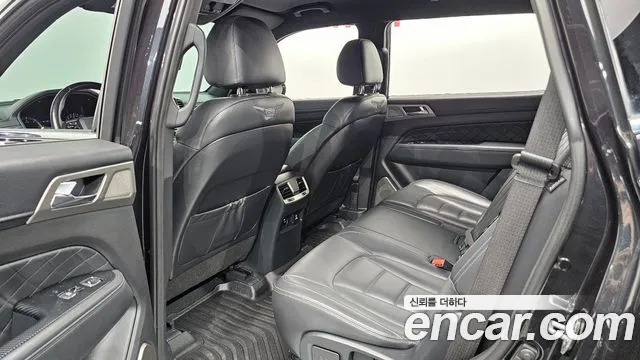 KG_Mobility_Ssangyong Rexton 2017 thumb 11
