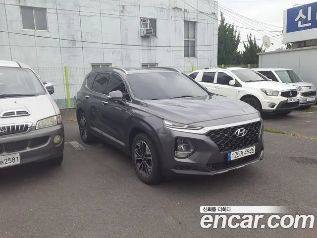 Hyundai Santa Fe 2018 thumb 3