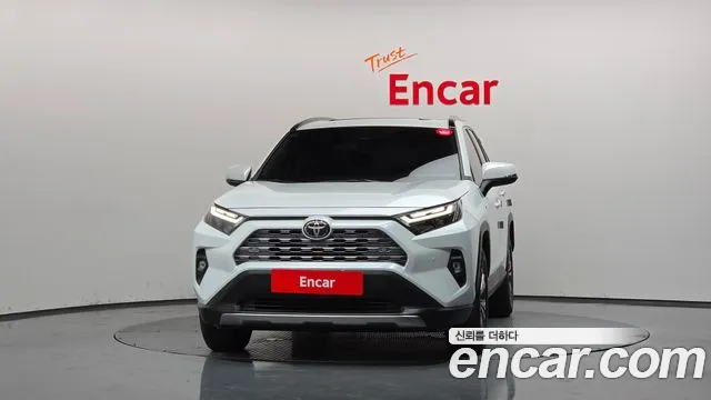 Toyota RAV4 2025 thumb 3